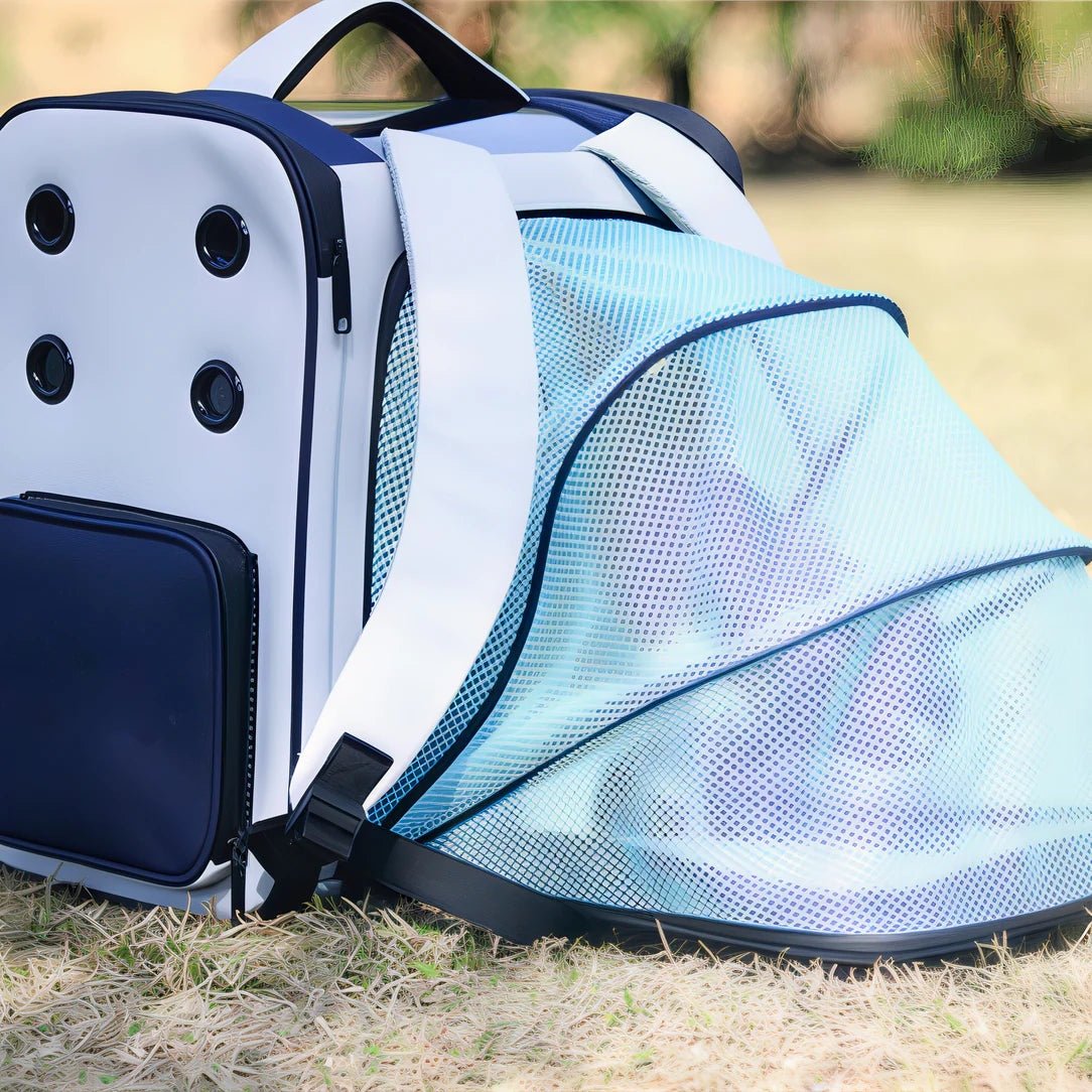 Sac de transport chat rectangulaire extensible blanc et bleu marine avec mesh léger bleu