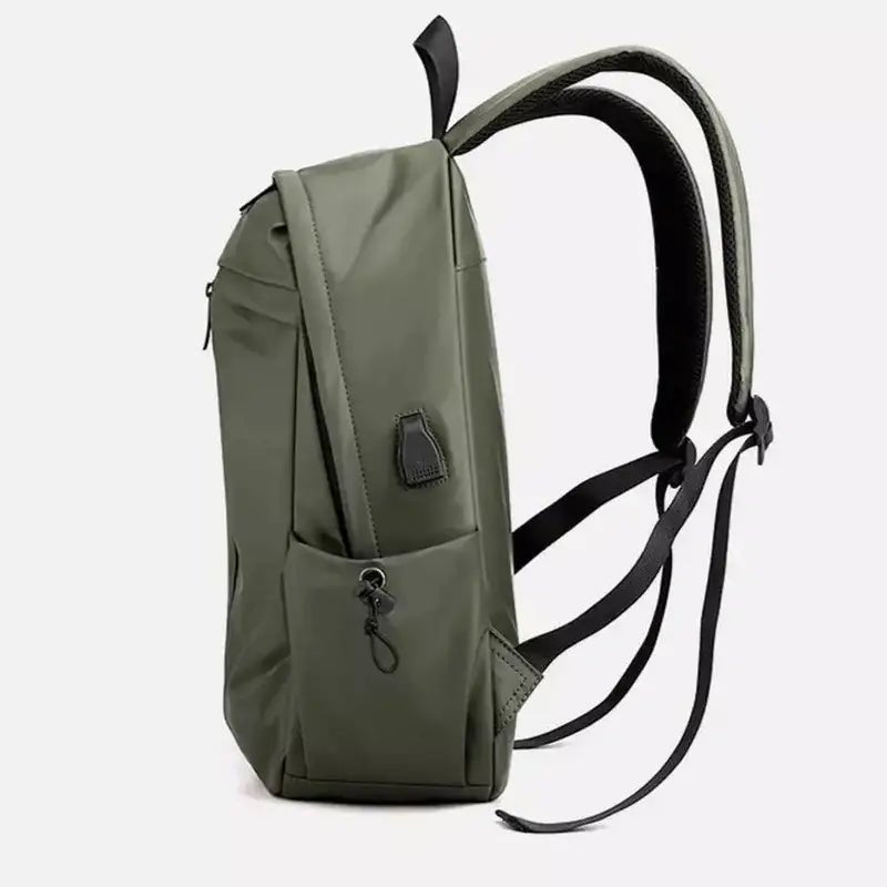 Sac d école collège olive vert avec bretelles noires et poche latérale