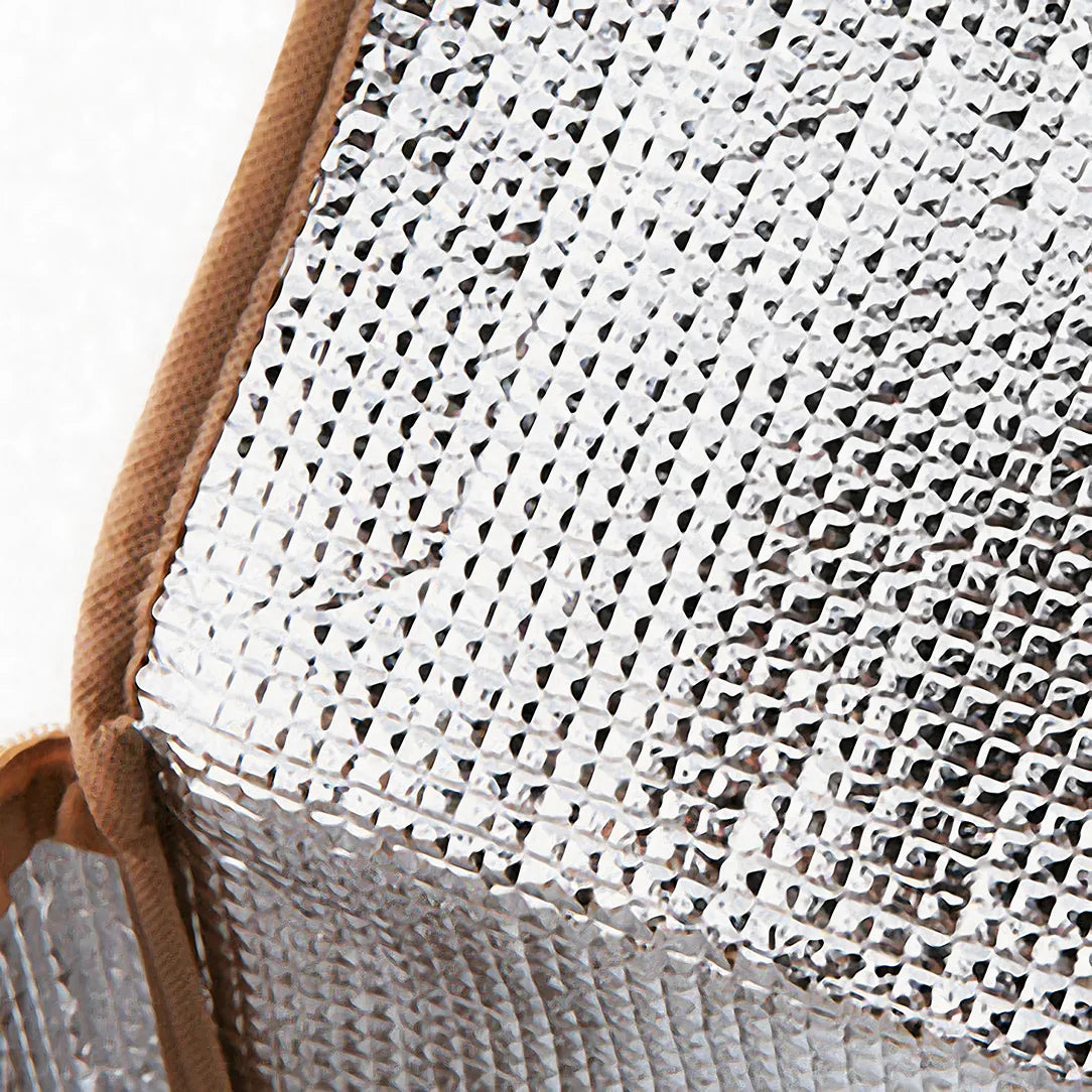 Liner isolant thermique en argent texturé du Petit Panier Picnic Isotherme