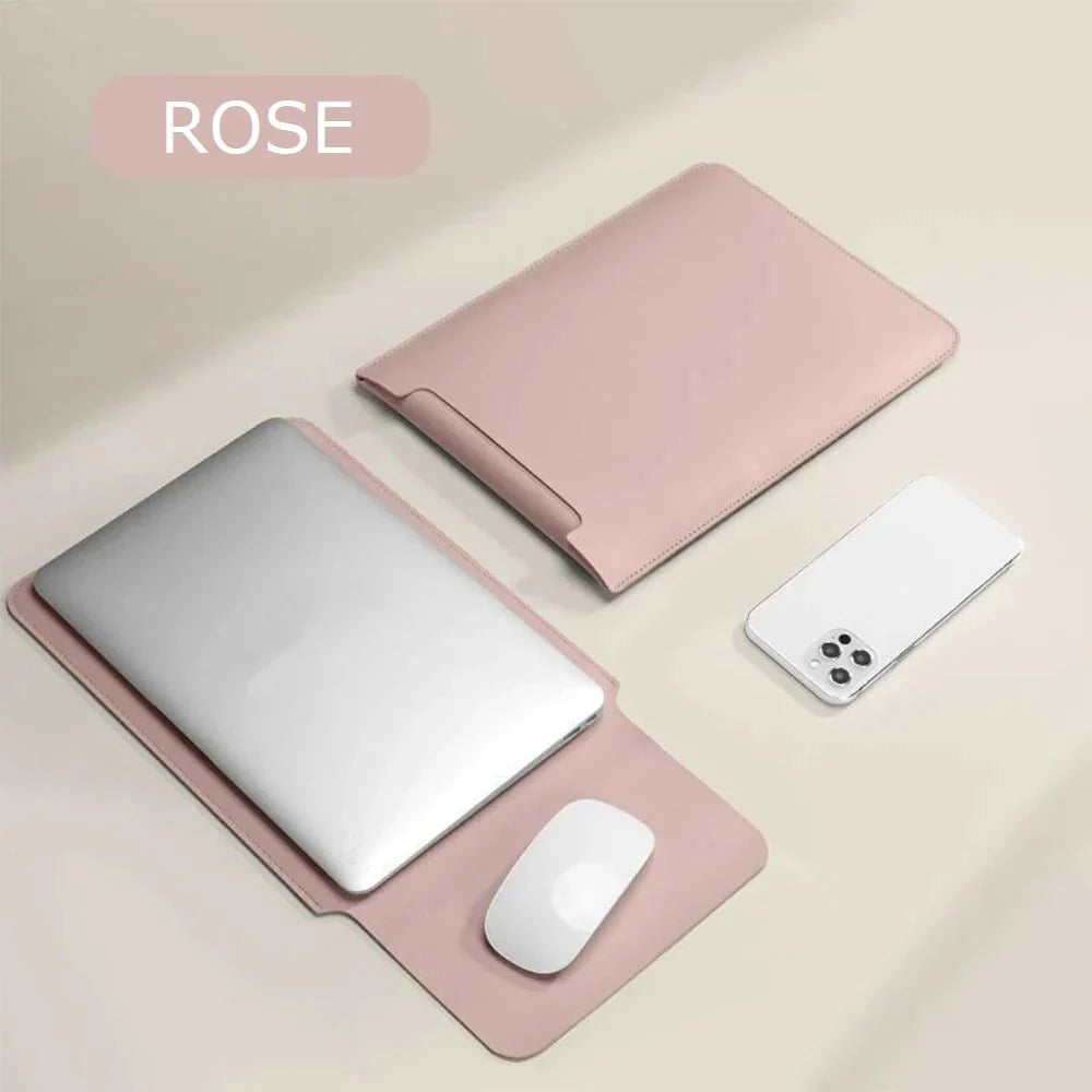 Étui en cuir rose pour PC avec rabat, contenant un ordinateur portable et une souris