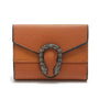 Portefeuille chic en cuir rectangulaire texturé brun avec clasp en forme de fer à cheval en argent
