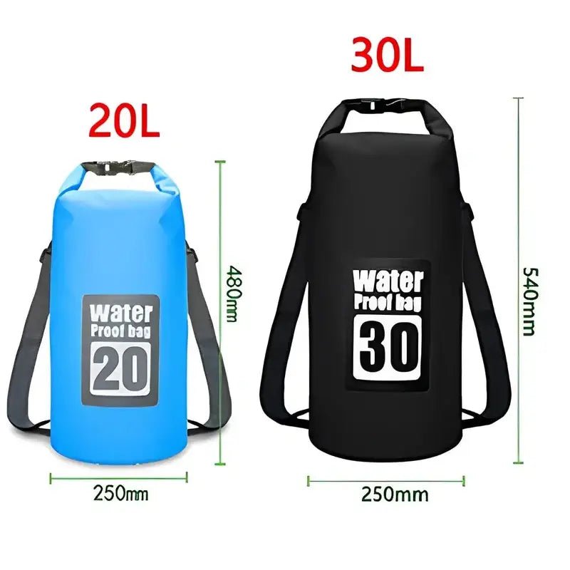 Deux sacs étanches imperméables bleus et noirs avec bandoulières pour Sac à dos 20L et 30L