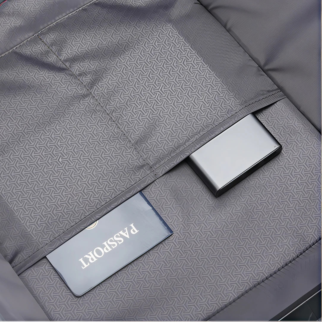 Intérieur d’un sac à dos antivol moderne Centaurus avec poches pour chargeur et passeport