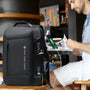 Sac à dos antivol noir avec port de chargement USB externe pour le Pack your world II