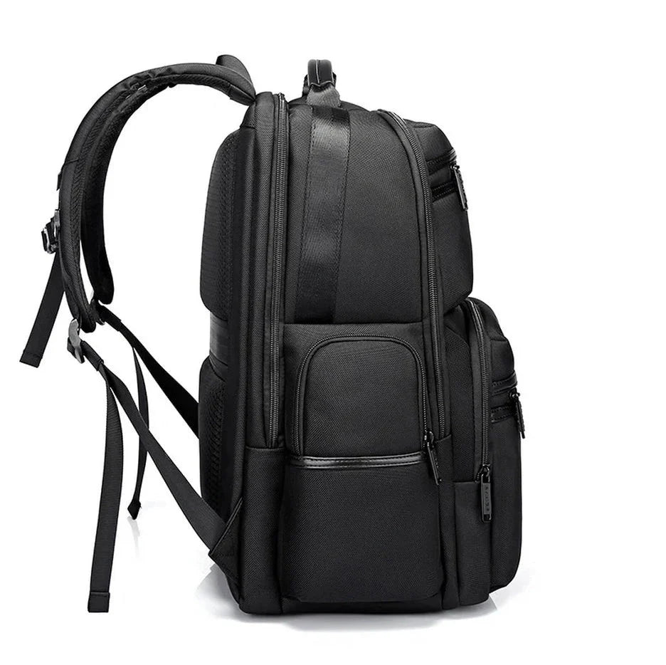 Sac à dos bureau homme noir à plusieurs compartiments avec bretelles rembourrées