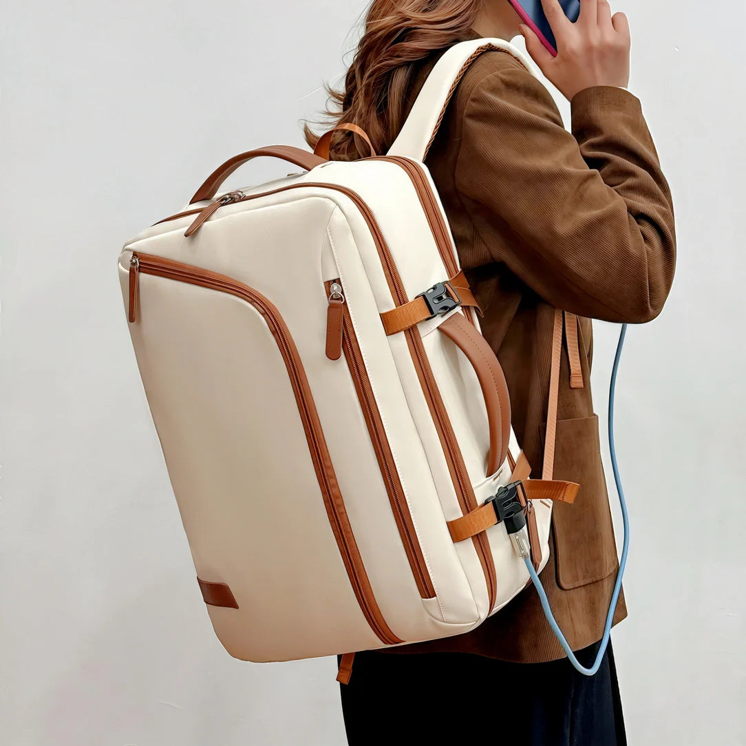 Sac à dos cabine Skyliner beige crème avec accents marron et port USB