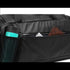 Sac à dos de sport noir avec compartiment chaussures, poche latérale avec portefeuille et téléphone, pochette en mesh avec contenant turquoise et noir