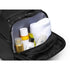 Sac à dos de sport avec compartiment chaussures, toiletry bag, bouteilles et serviette blanche