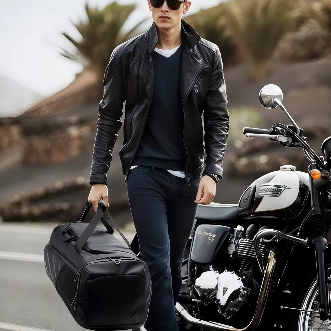 Sac à dos de sport noir en cuir avec poignée, zip et compartiment chaussures