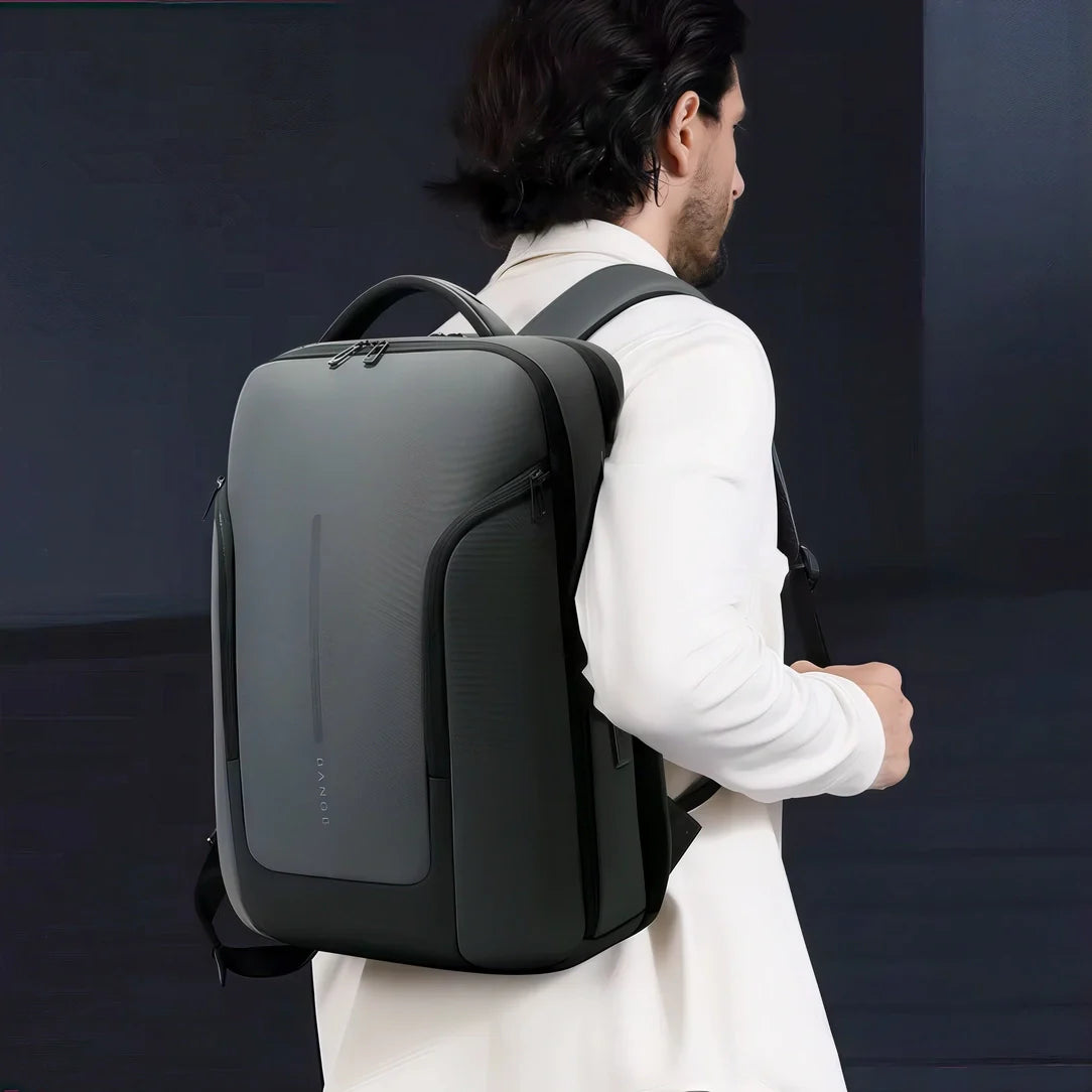 Sac à dos noir Classical BG pour homme avec compartiments multiples et sangles rembourrées