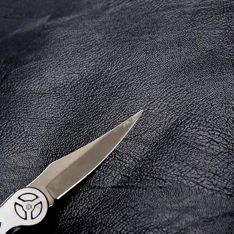 Couteau pliant à lame argentée pointue pour Sac à dos en cuir pour homme
