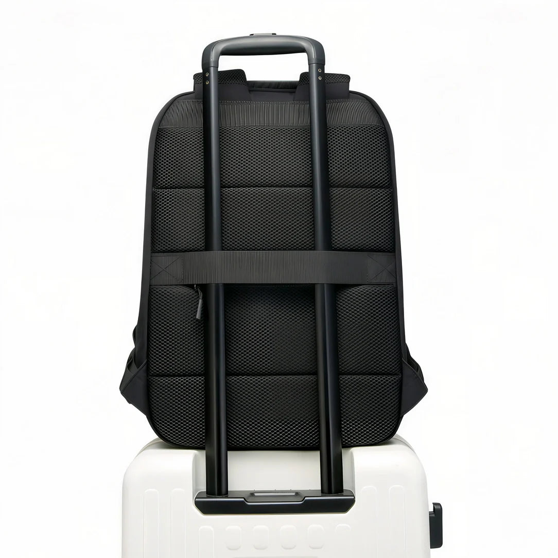 Sac à dos homme Nexar en maille noire avec fermetures argentées