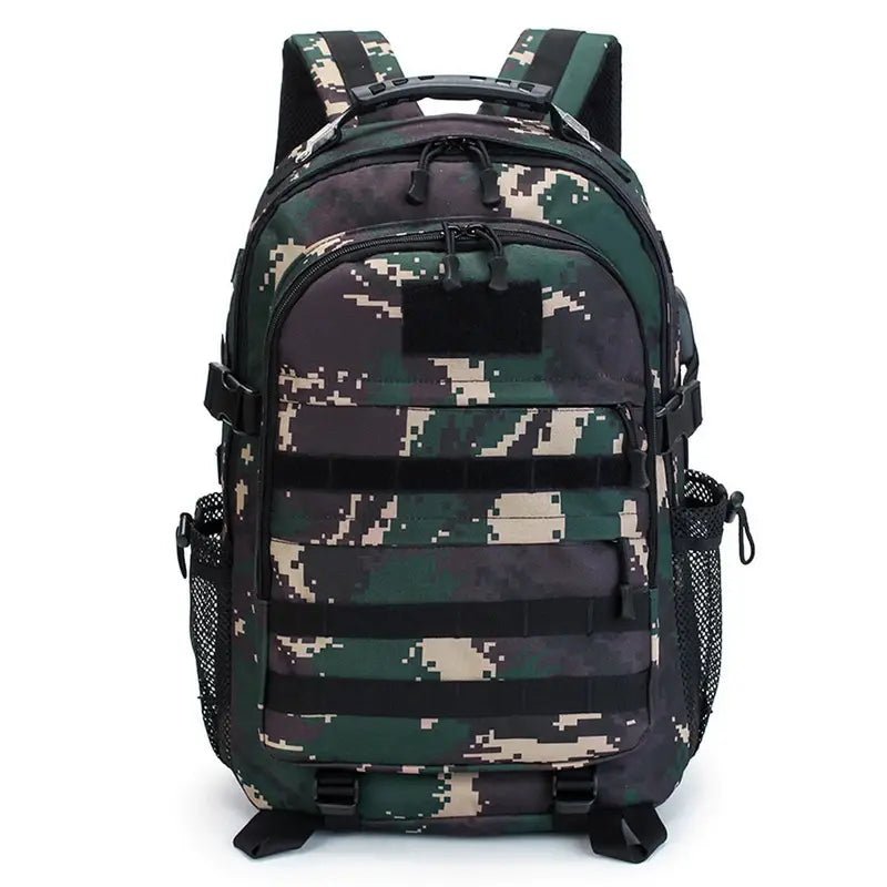 Sac à dos militaire 50l en camouflage numérique avec multiples compartiments et webbing MOLLE