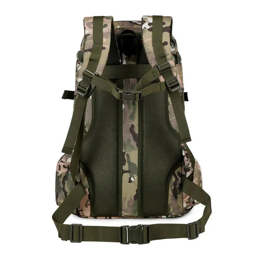 Sac à dos militaire 60L camouflage avec dos en mesh rembourré et bretelles ajustables