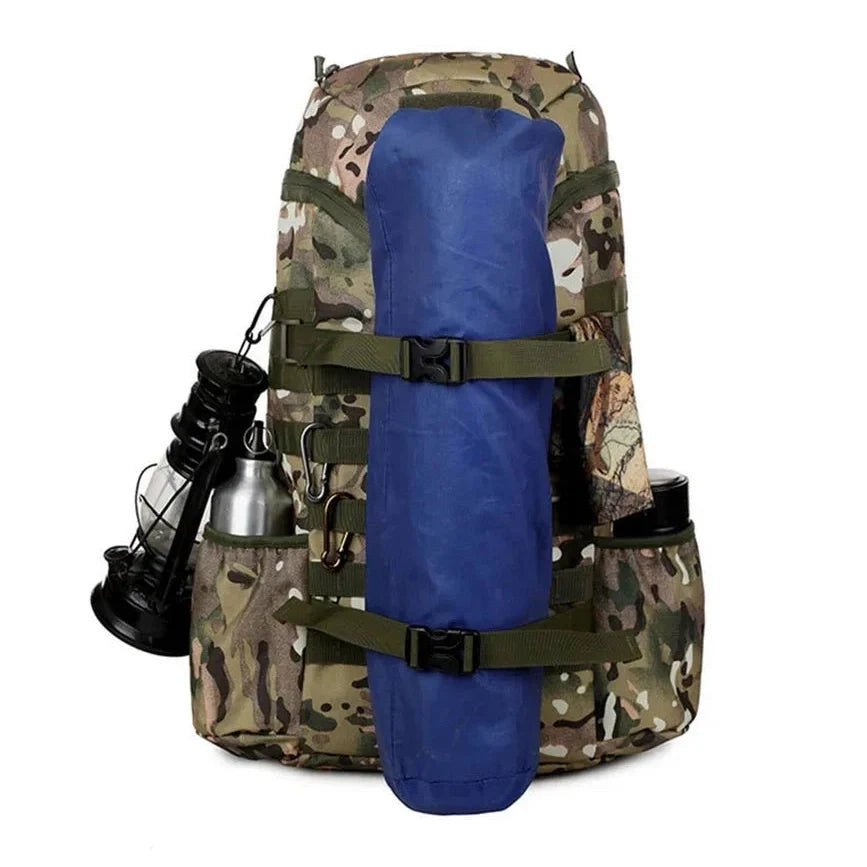 Sac à dos militaire 60L camouflage avec équipement attaché pour randonnée