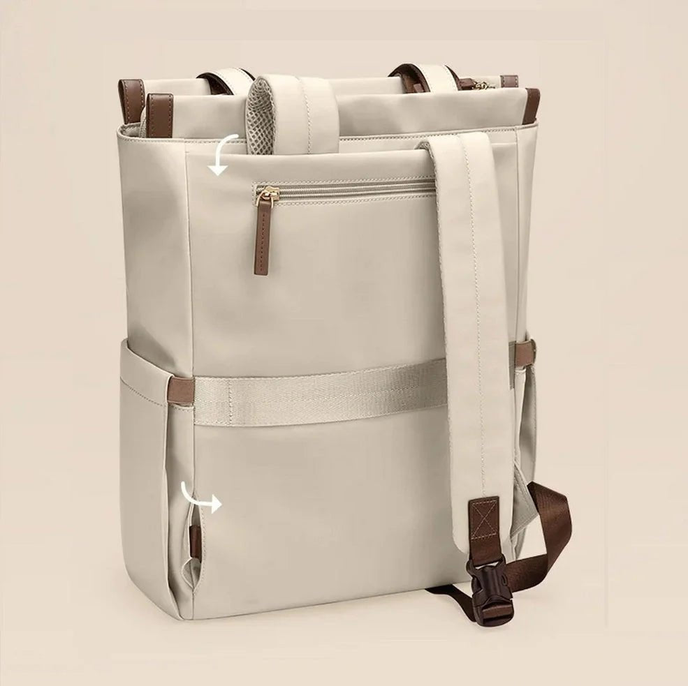 Sac à dos multifonction femme clair avec accents marron, poches multiples et bretelles ajustables