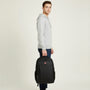 Sac à dos noir Xerion homme avec croix suisse rouge et multiples compartiments zipés