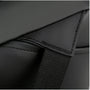 Premier plan d’un sac à dos ordinateur 15 pouces 25L en faux cuir noir avec bandoulière tissée