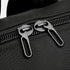 Deux tirettes de fermeture éclair gris foncé sur tissu tissé noir pour Sac à dos ordinateur Aquila
