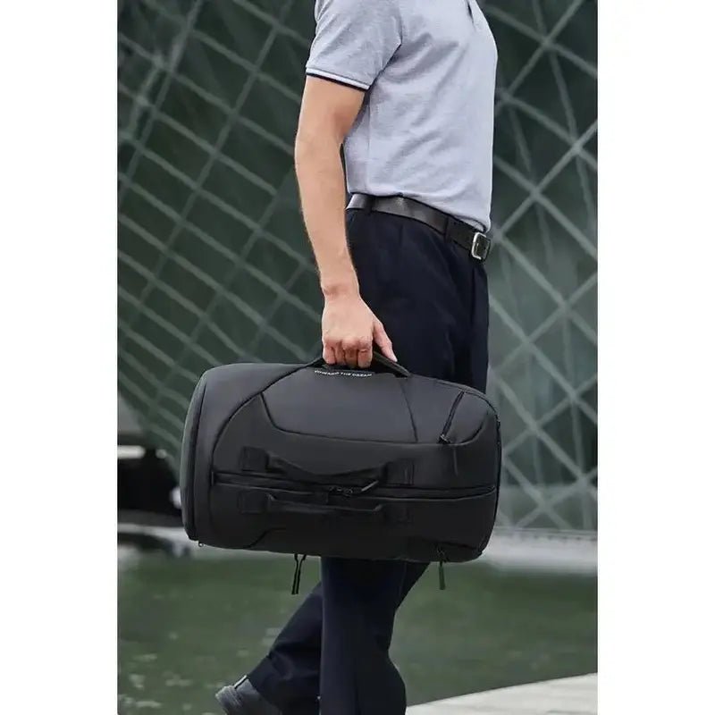 Sac à dos ordinateur professionnel noir avec plusieurs compartiments pour ordinateur portable