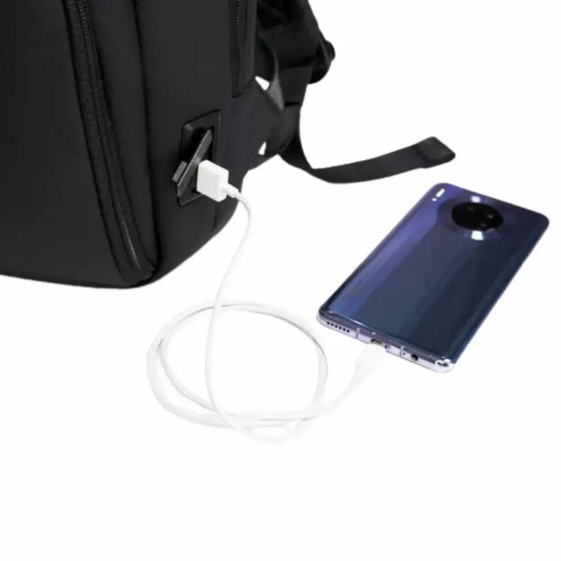 Sac à dos ordinateur ultra plat Nova Slim noir avec port de chargement USB externe et téléphone