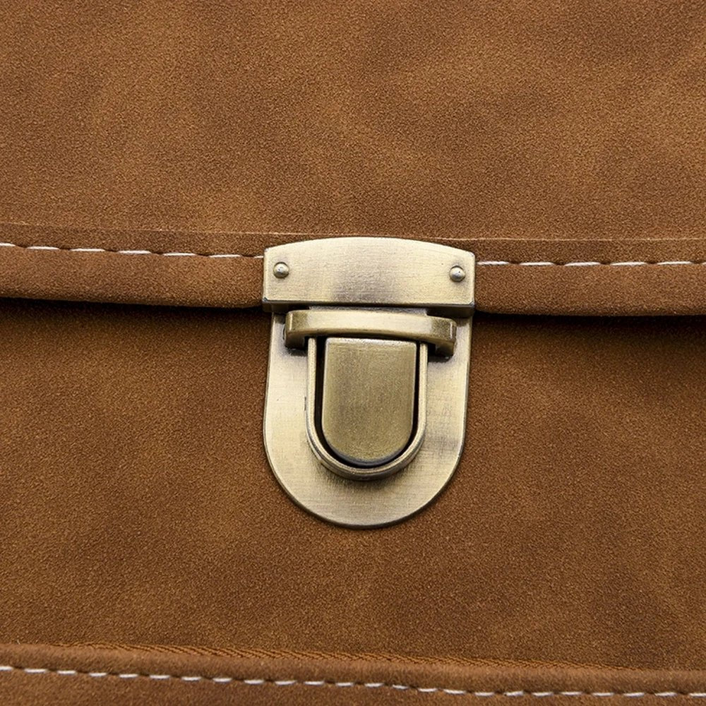 Clou en laiton sur cuir marron avec couture blanche pour Sac à dos rectangulaire en cuir