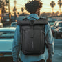 Sac à dos roll top noir avec fermeture à boucle et compartiment PC dédié Knight