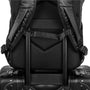 Sac à dos roll top Kingsons Black Edition avec passant pour bagage sur une valise noire
