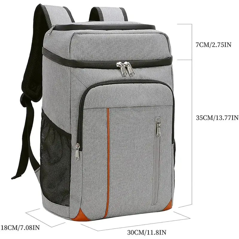 Sac à dos thermique gris isolé avec plusieurs compartiments pour garder la fraîcheur
