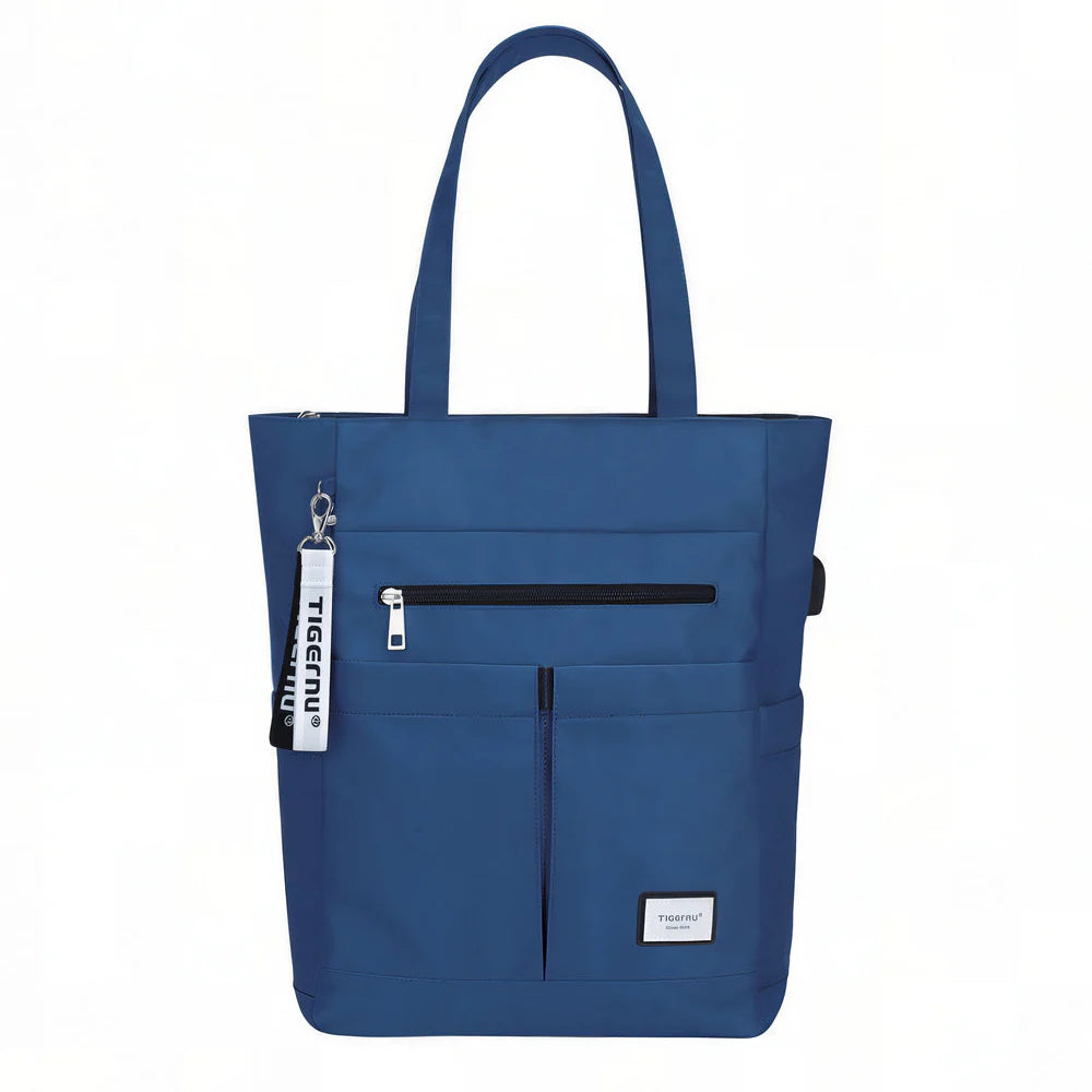 Sac à dos Tigernu Campus en bleu marine avec fermeture éclair noire et étiquette de marque