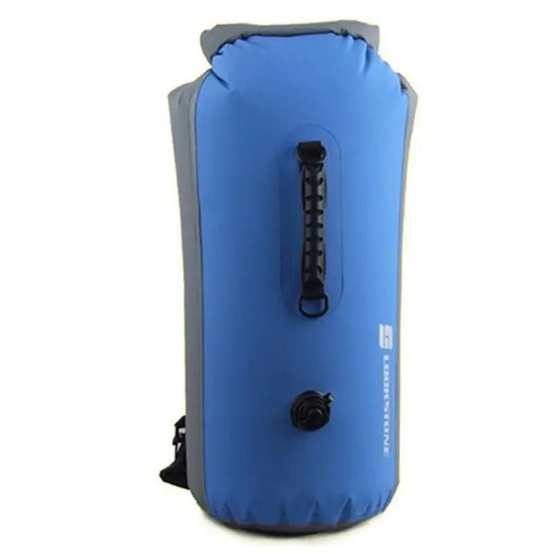 Sac à dos étanche bleu et gris avec poignée supérieure et valve inférieure